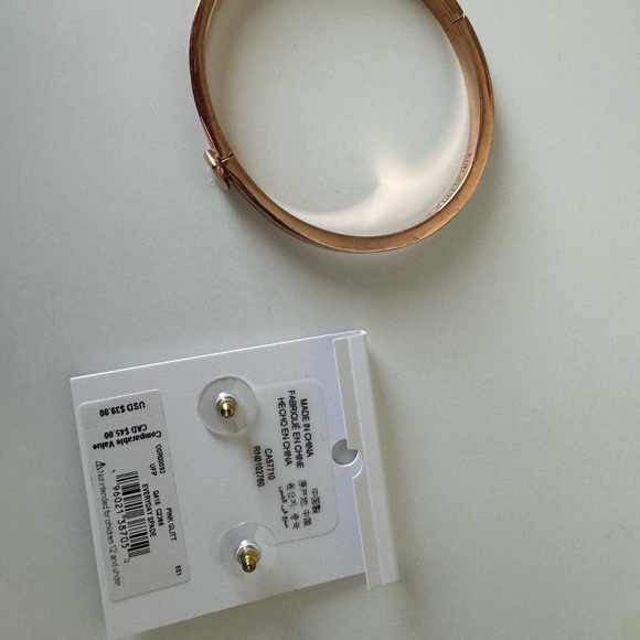 NWT Kate Spade rose gold pink glitter earring and bracelet set! - Picture 3 of 3